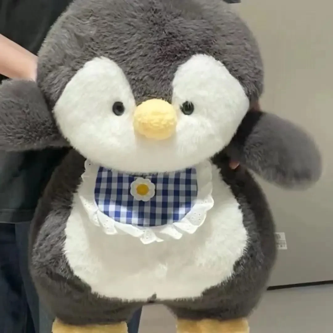 可爱肚兜企鹅宝宝毛绒玩具公仔睡觉抱枕儿童女生礼物创意玩偶