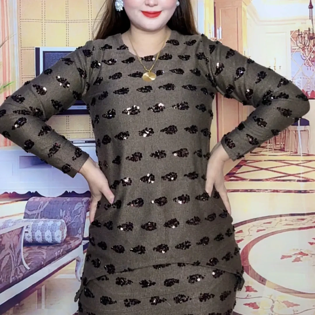 新款圆领两件套مارجان يوپكا گاڭسەر