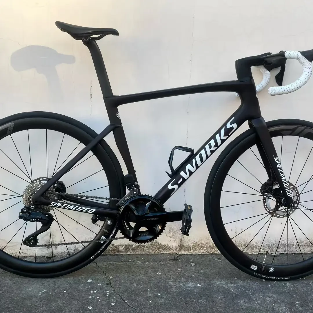 碳纤维破风公路车全内走线电变油碟超轻竞技成人男女骑行自行车