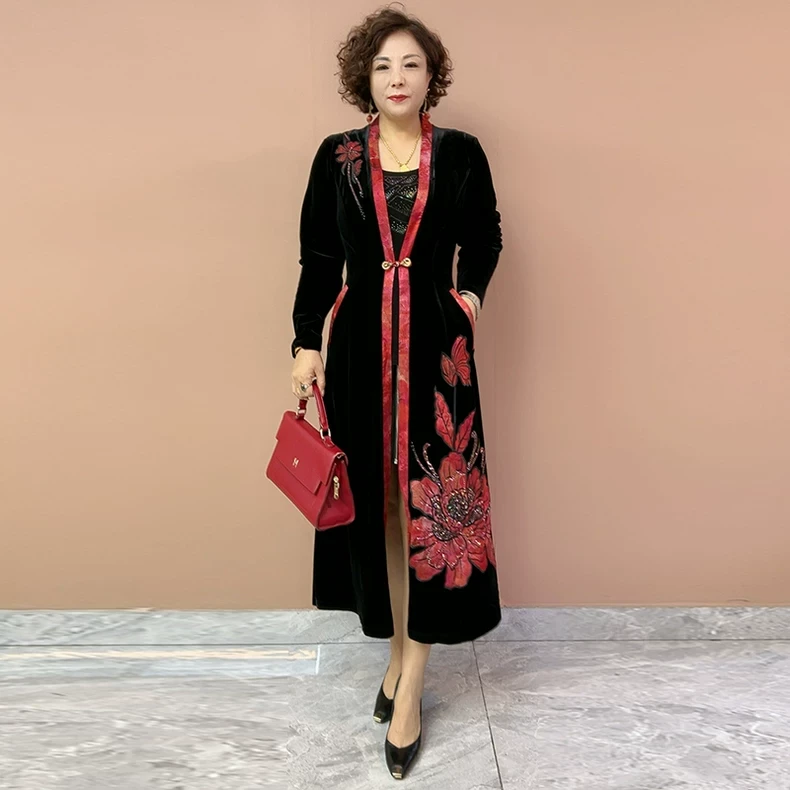 50380高贵华丽气质绣花长款外套秋季新款显瘦中老年妈妈洋气风衣