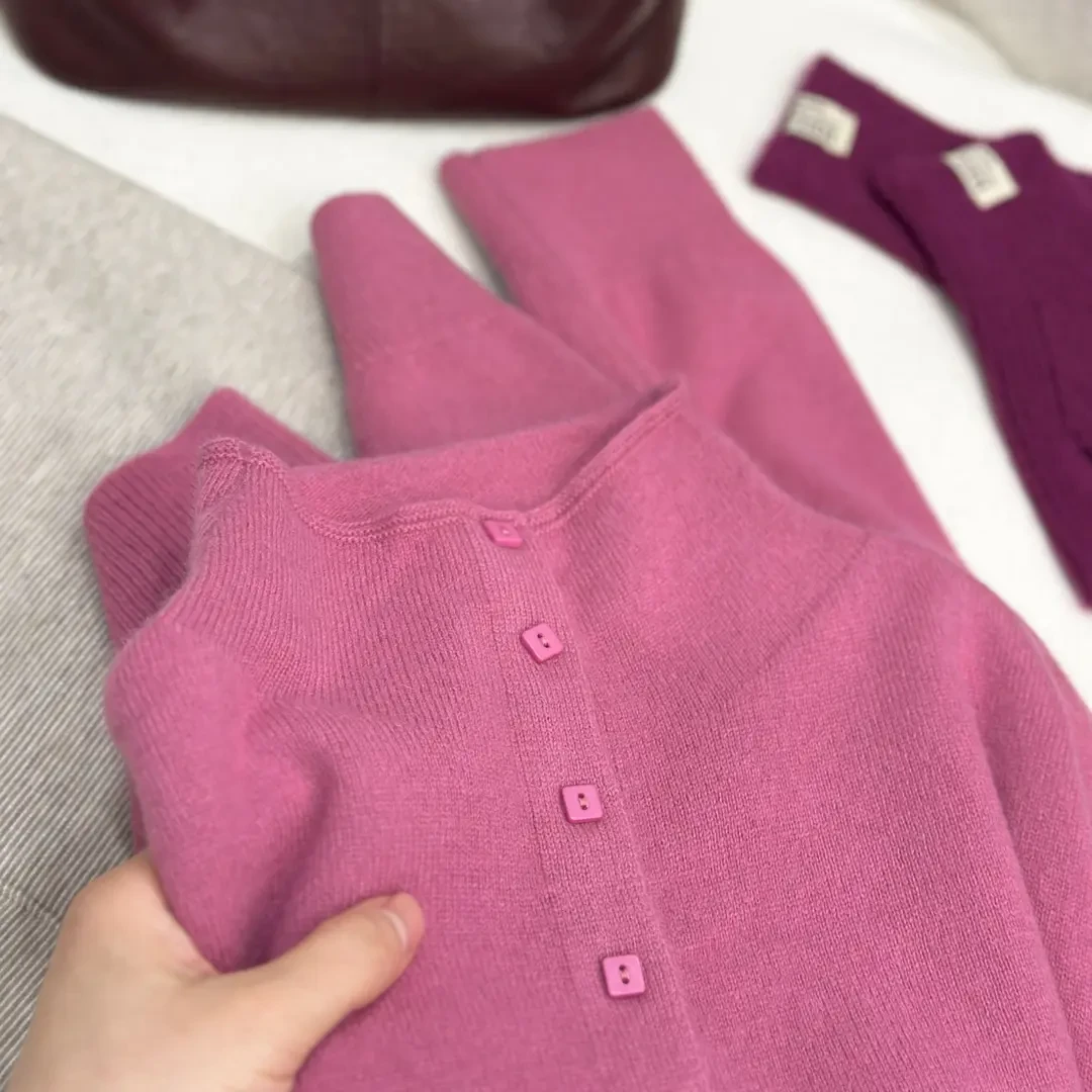 【暮看灰烟 】设计师 单排扣长袖针织衫通勤简约柔软亲毛衣女