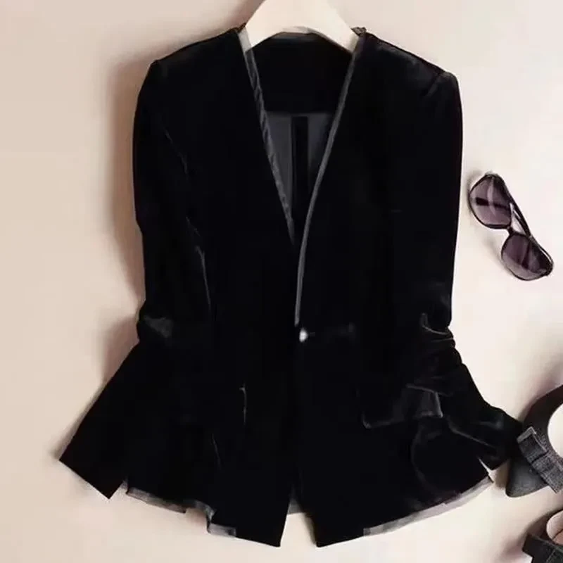 金丝绒西装外套女春秋新款高端女人味短款上衣显瘦修身休闲小西服