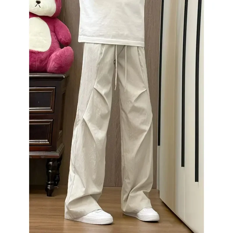 杏色褶皱冰丝速干裤子男款夏季薄款美式伞兵工装裤宽松直筒休闲裤