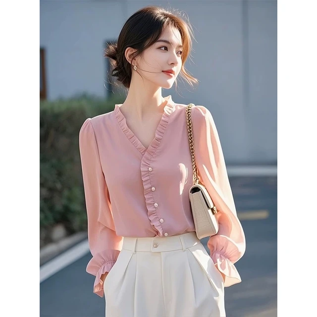 法式粉色木耳边v领衬衫女2025年新款通勤穿搭设计感高级上衣女春