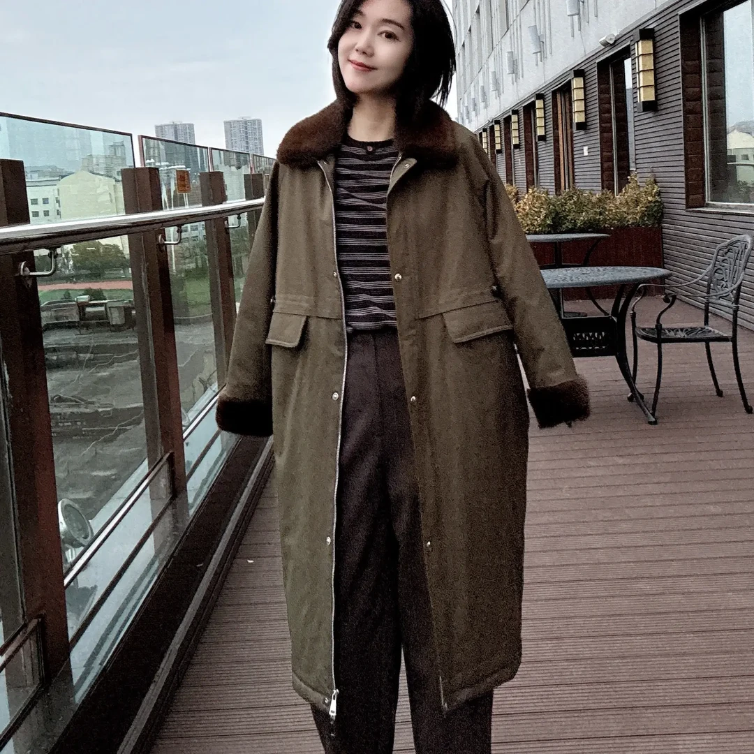 长款时尚拼接鹅绒羽绒服