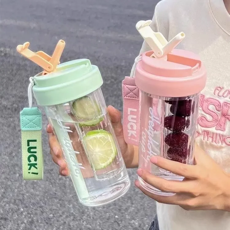 高颜值水杯女生2025新款大容量塑料杯儿童学生上学专用带吸管杯子