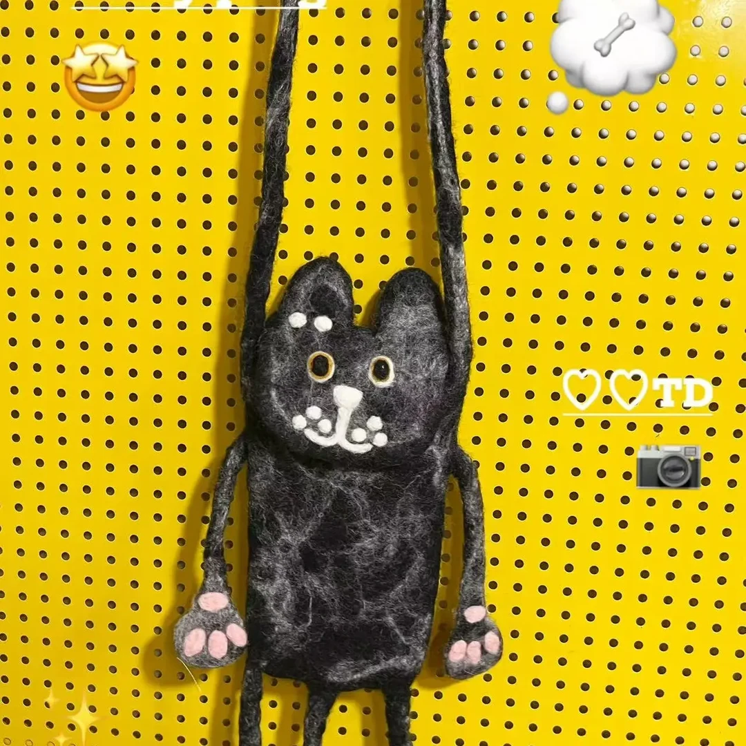 尼泊尔羊毛毡丑萌黑猫斜挎包