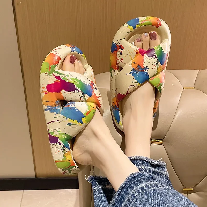 踩屎感一字拖女夏季网红外穿2025新款时尚涂鸦厚底防滑沙滩凉拖鞋