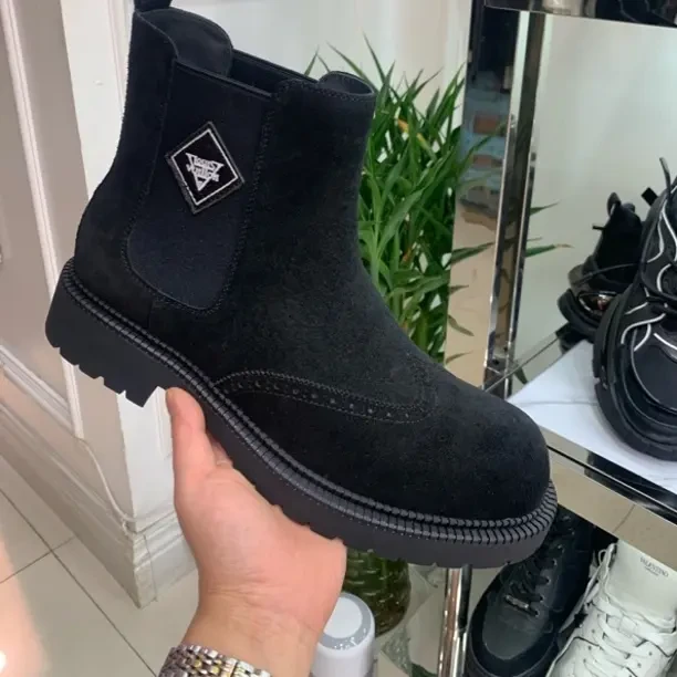 冬季新款翻毛皮低跟松紧口切尔西短靴