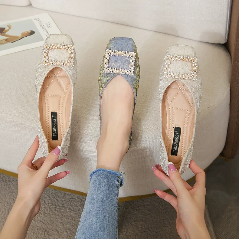 法式方扣单鞋夏大码女鞋绸缎蓝色杏色平底豆豆鞋方头船鞋软底瓢鞋