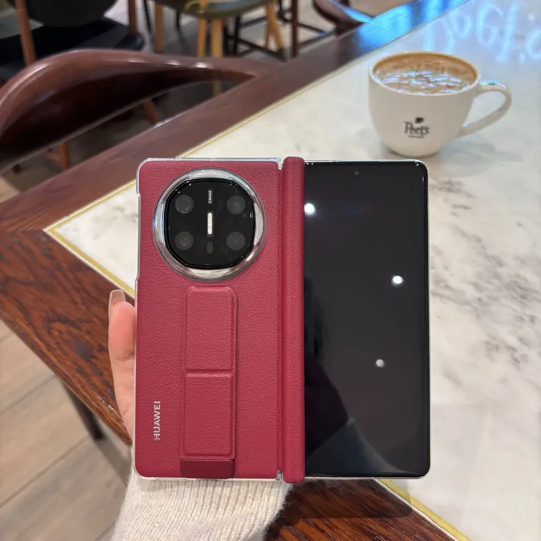 适用于华为MateX6磁吸中轴保护电镀银边全包支架设计素皮手机壳