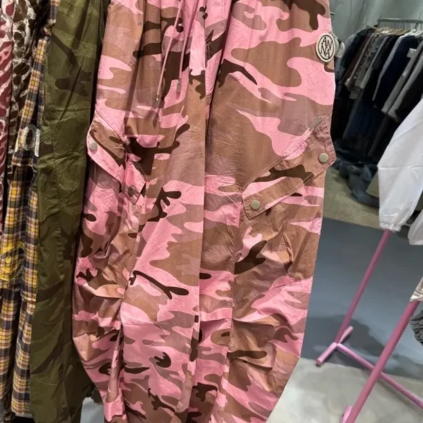 高腰微阔工装裤女日常百搭直筒舒适遮肉休闲垂感裤子