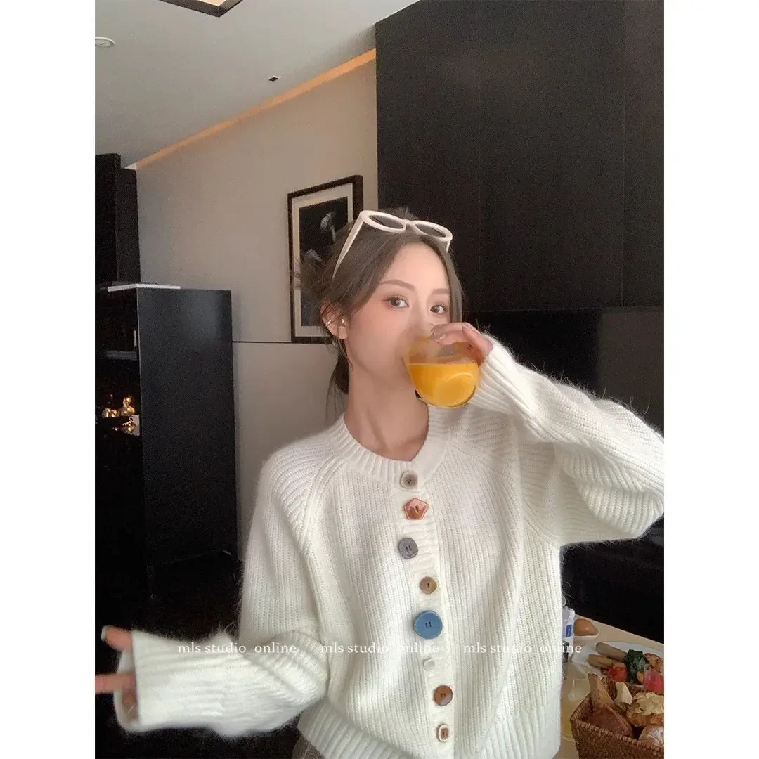 茉语 小有腔调 设计感小众异型纽扣毛衣开衫女春季甜美休闲针织衫