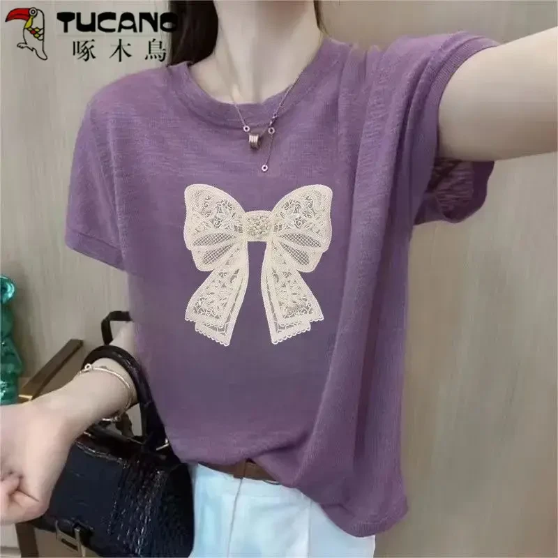 【啄木鸟】2025新款夏季宽松蝴蝶结印花T恤女大码200斤减龄时尚上衣