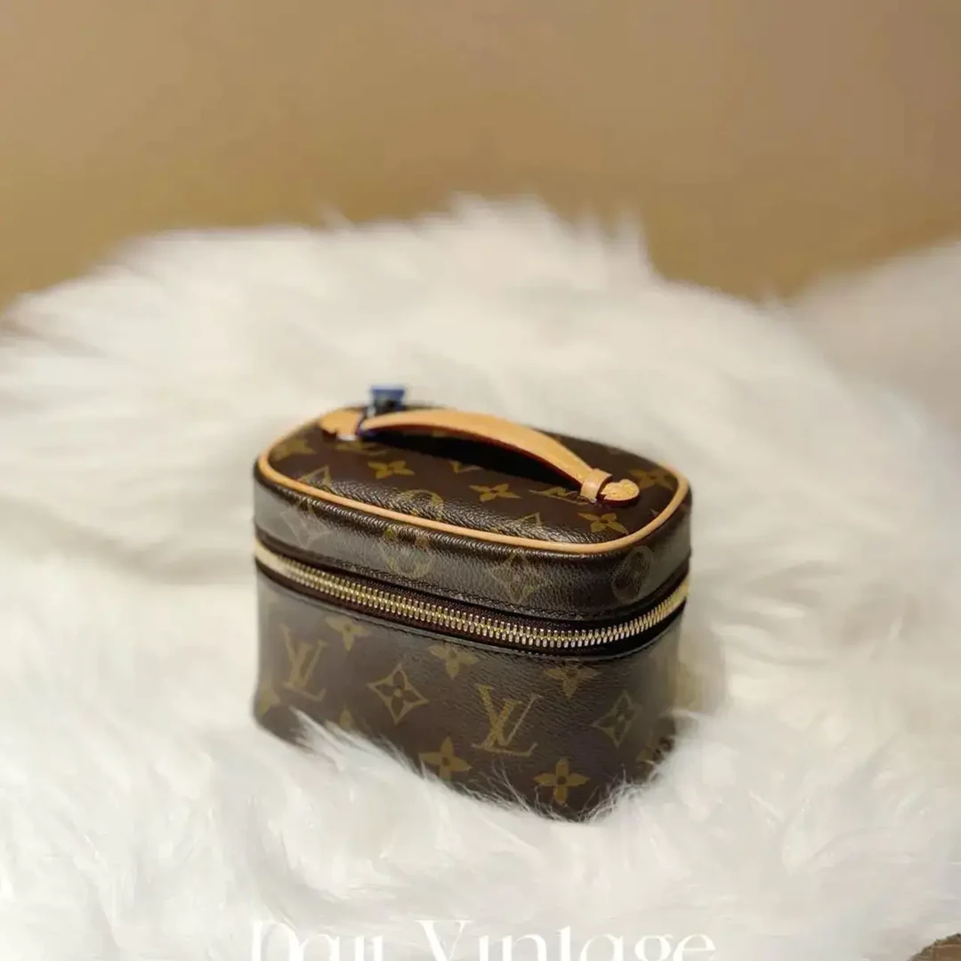 大吉中古/LV老花nice nano化妆包