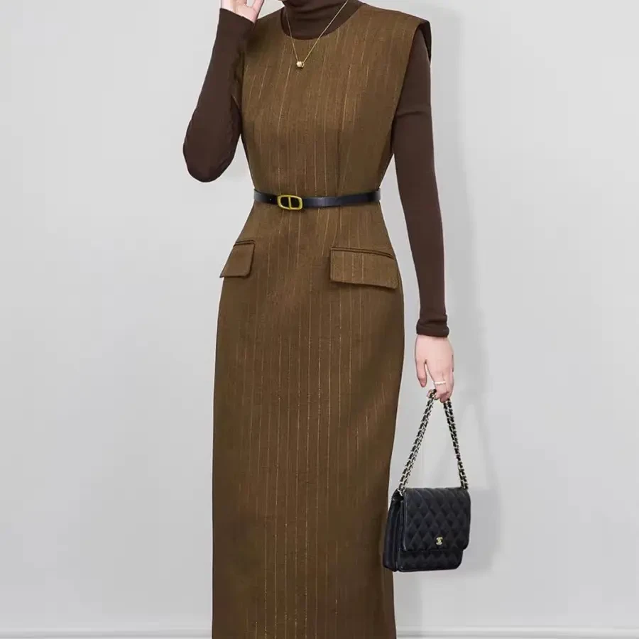 【周周】秋冬时尚复古收腰无袖条纹长款女士通勤简约连衣裙