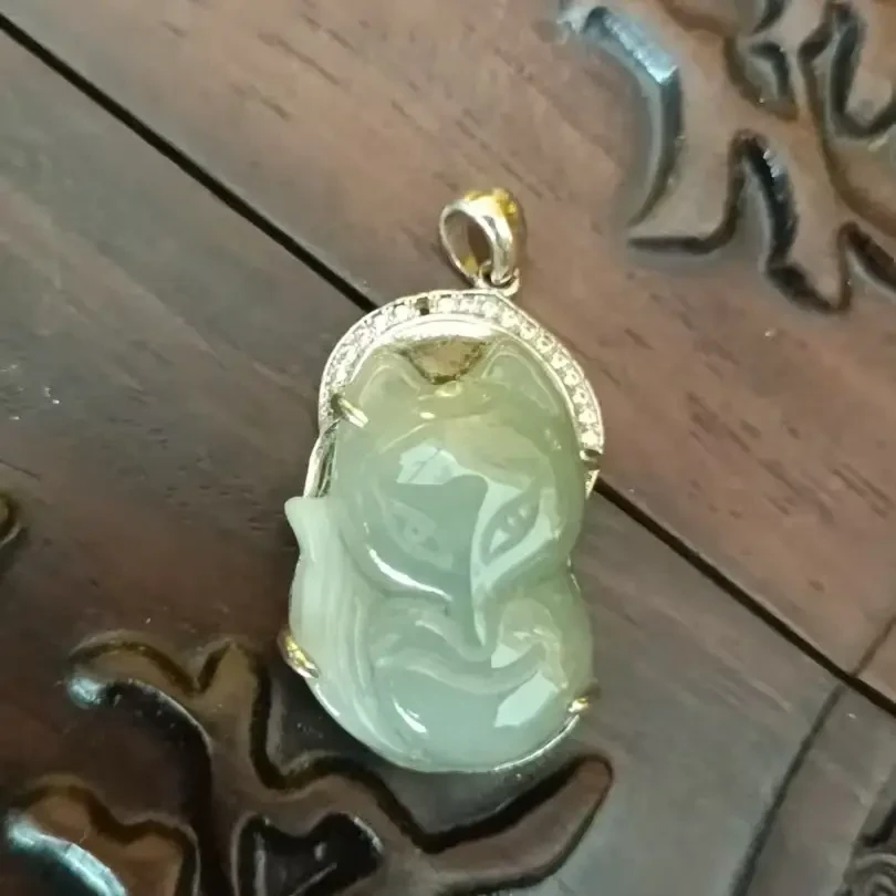 福豆银镶简约气质百搭精致小巧玉石挂件