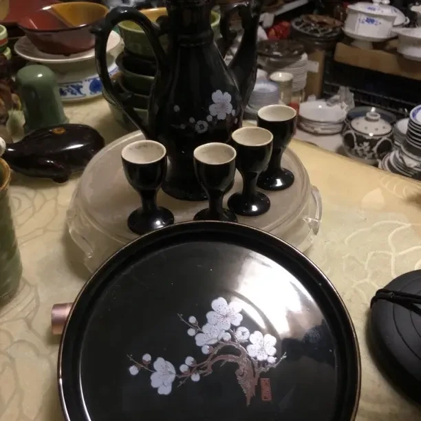 乌金釉粉玉兰圆形壶承四杯