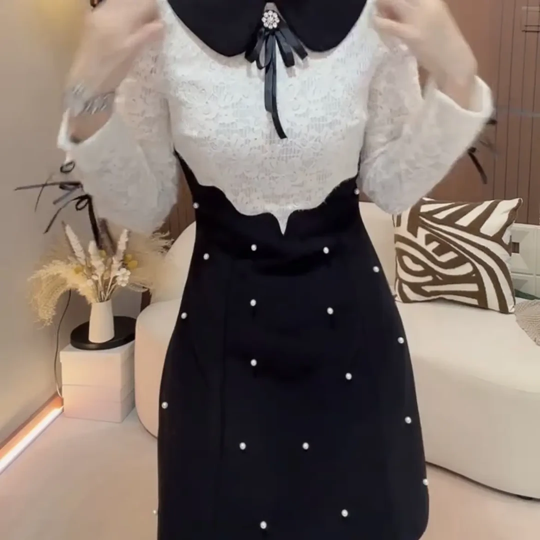 冬季新款法式名媛气质假两件拼接蕾丝翻领显瘦长袖连衣裙