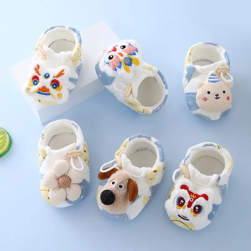 新生儿宝宝鞋春秋软底0-12个月满月婴儿纯棉透气软底步前鞋子