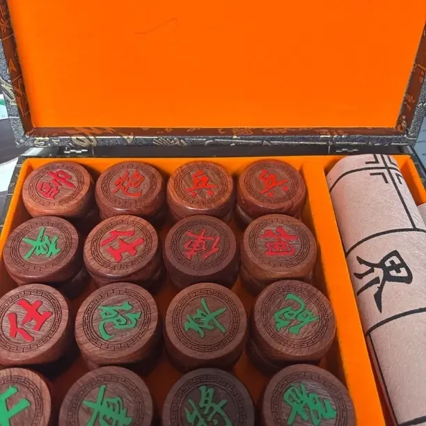 22-13红花梨4.8象棋