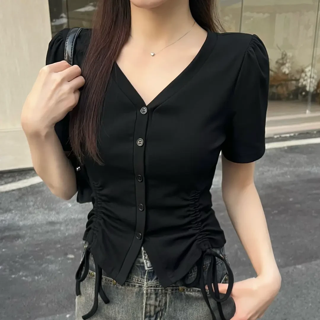 【小七家】春季新款 时尚简约修身设计感显瘦短款百搭上衣DM8635