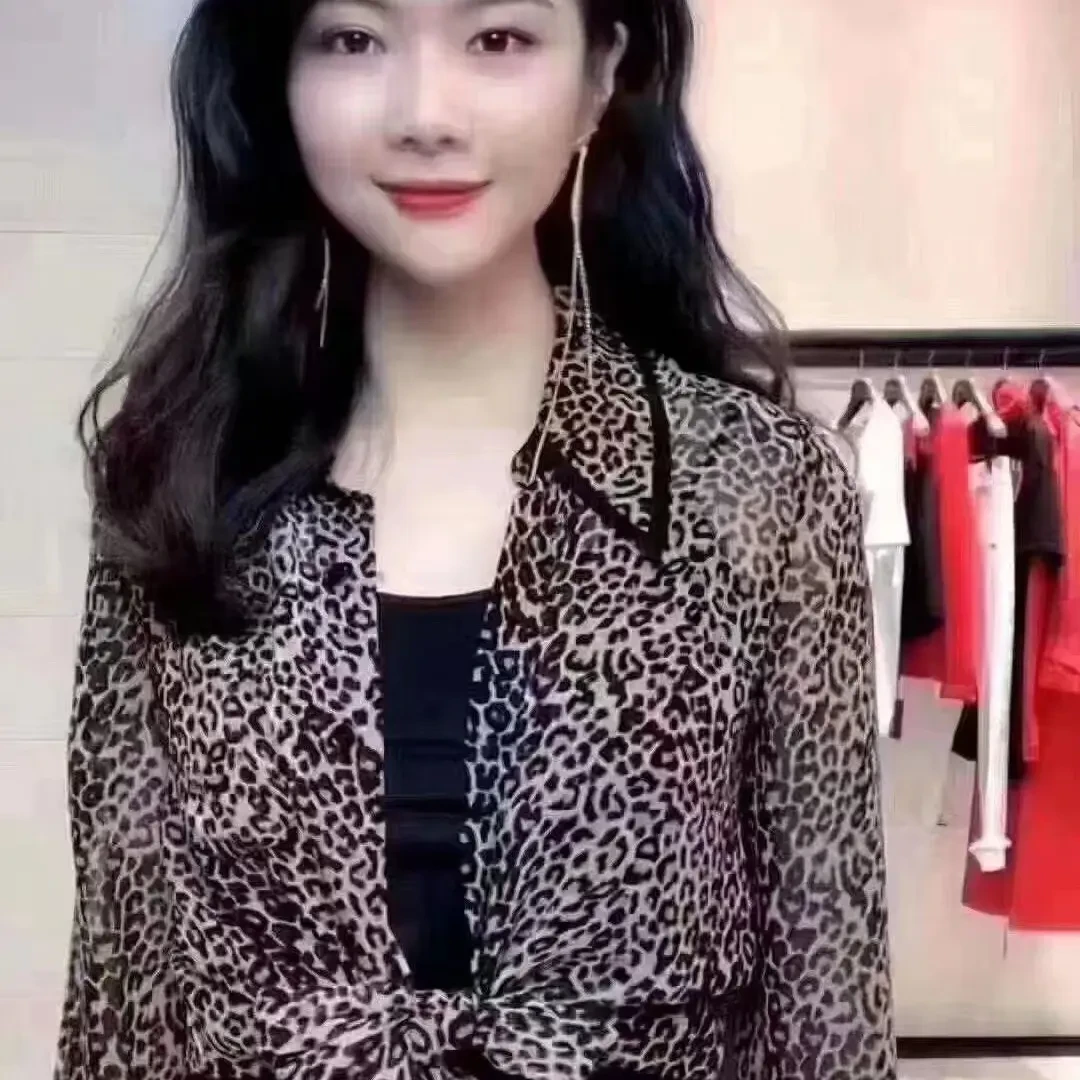 领姿 豹纹衬衣 时尚豹纹印花显瘦洋气女士衬衫
