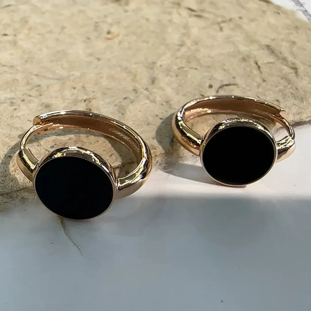 正品18K金设计款黑饼耳环