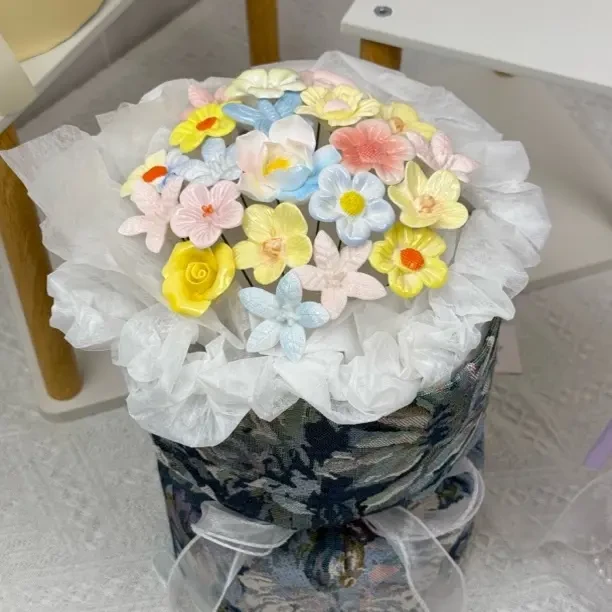 莫奈花园油画风艺术陶瓷花束成品送女生闺蜜生日礼物创意实用花礼