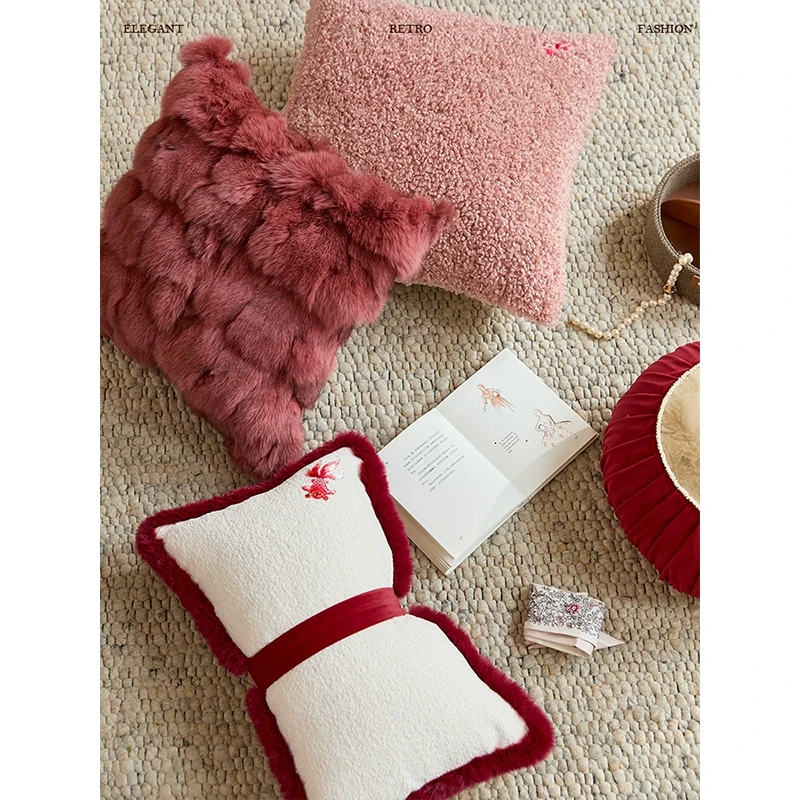 蜡笔派红葵狐抱枕新中式抱枕高级新年红色氛围感靠枕沙发抱枕定制