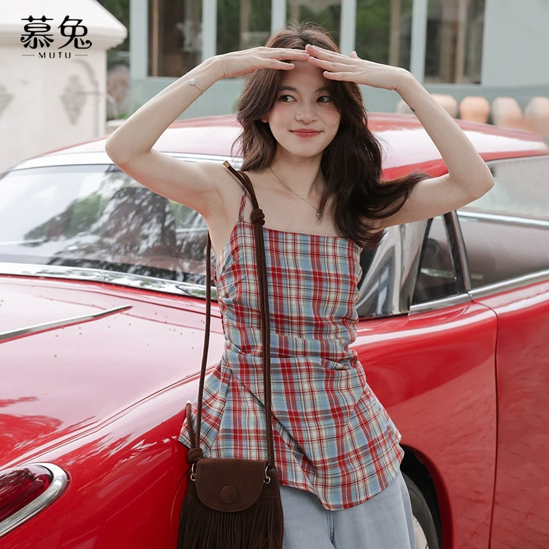 慕兔复古红色格子吊带背心女2025夏季新款小个子收腰显瘦无袖上衣