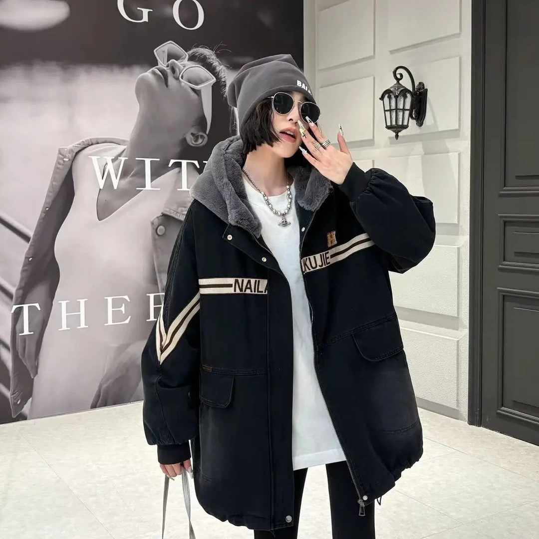 071大码女装冬季大帕条牛仔连帽派克服外套宽松保暖内胆防兔毛