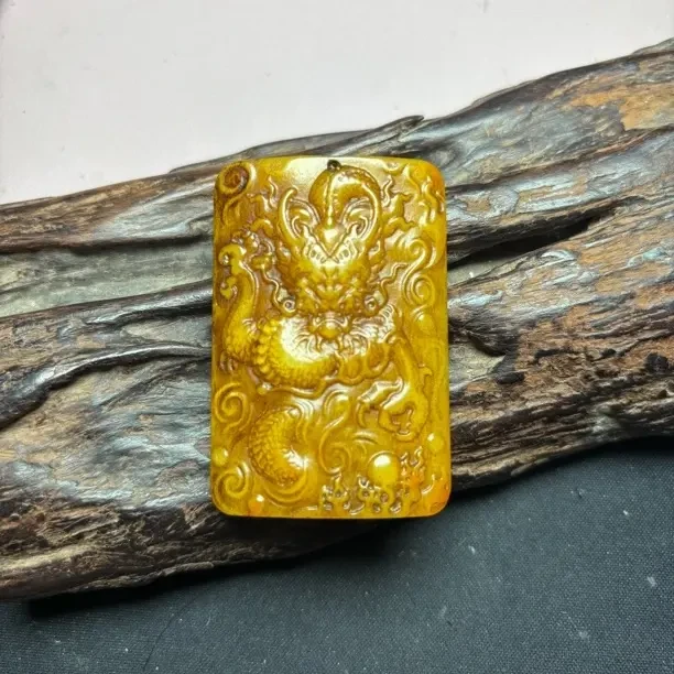 西藏牧区老牦牛骨龙行天下牌子尺寸58x39mm
