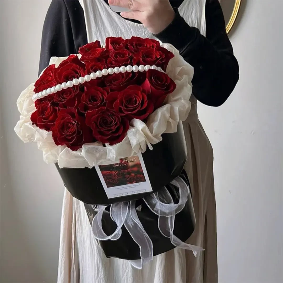 红玫瑰花束鲜花速递同城订婚生日女友生日附近花店送上门妇女节