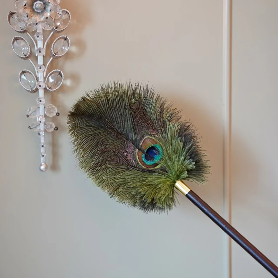 【国贸品质】孔雀鸵鸟毛防静电胡桃色手柄除尘掸家用高档装饰