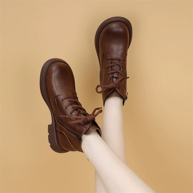 圆头超轻2024年爆款新款马丁靴女英伦风复古皮鞋百搭平底休闲短靴