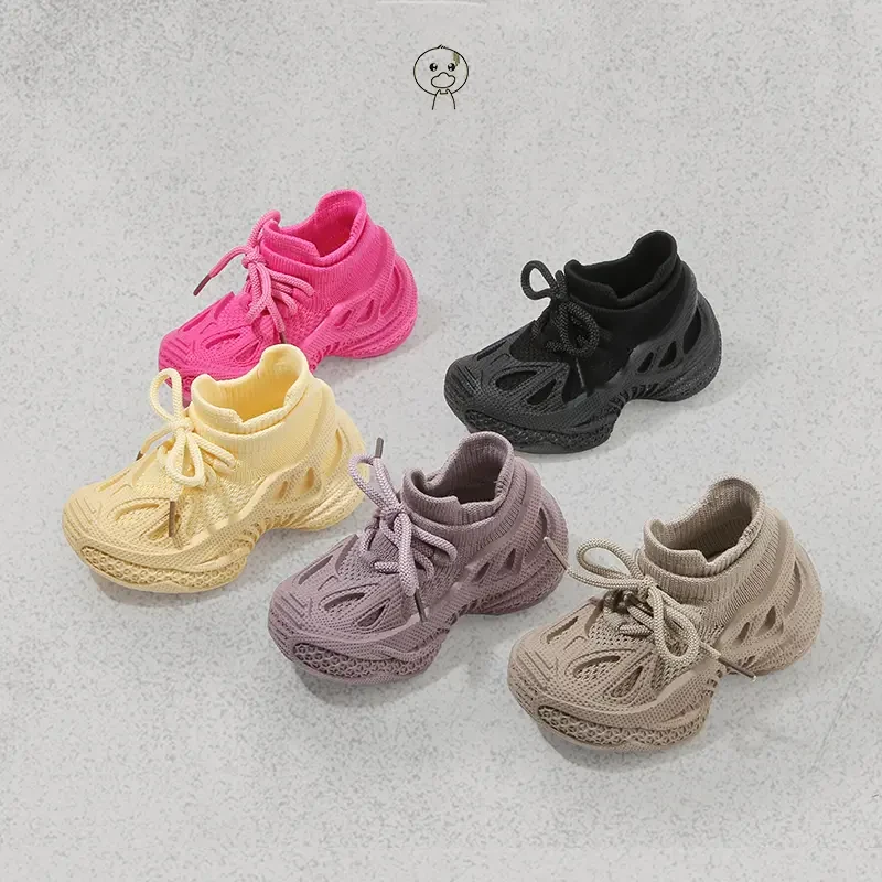 小黄鸭儿童运动鞋春秋男童鞋宝宝单鞋袜子鞋女童板鞋休闲鞋潮Q03