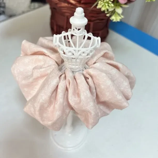 手工制作温柔粉色大肠发圈女高级感扎头发百搭秋冬发饰