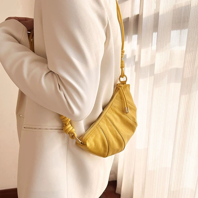 头层牛皮可颂包真皮牛角包小众设计韩国马鞍包时尚百搭单肩斜挎包