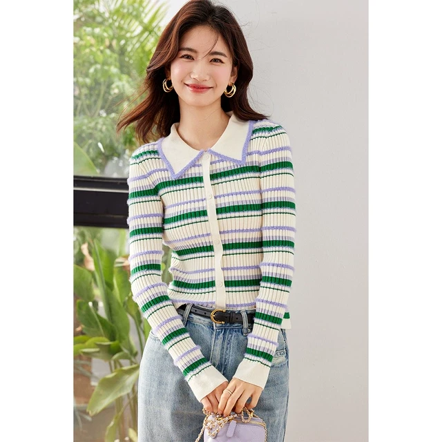 2024年秋季百搭绿色气质条纹短款针织衫女新款甜美设计感小众毛衣
