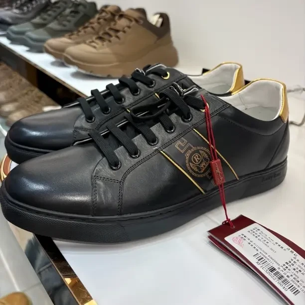 雷迪波尔男士真皮拼接休闲板鞋透气轻便百搭潮流