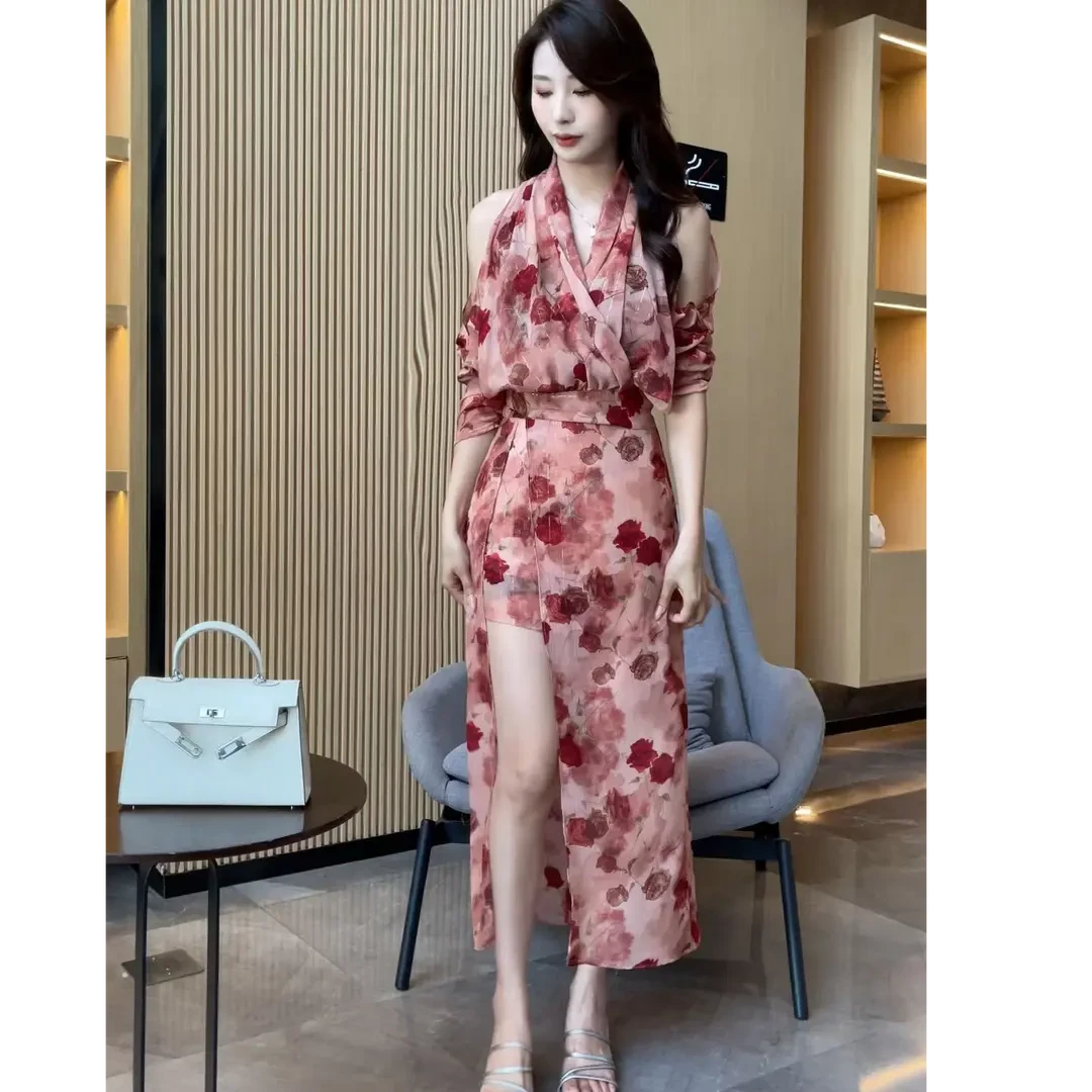 气质名媛系带碎花吊带连衣裙夏季高腰V领背心裙甜美度假沙滩长裙