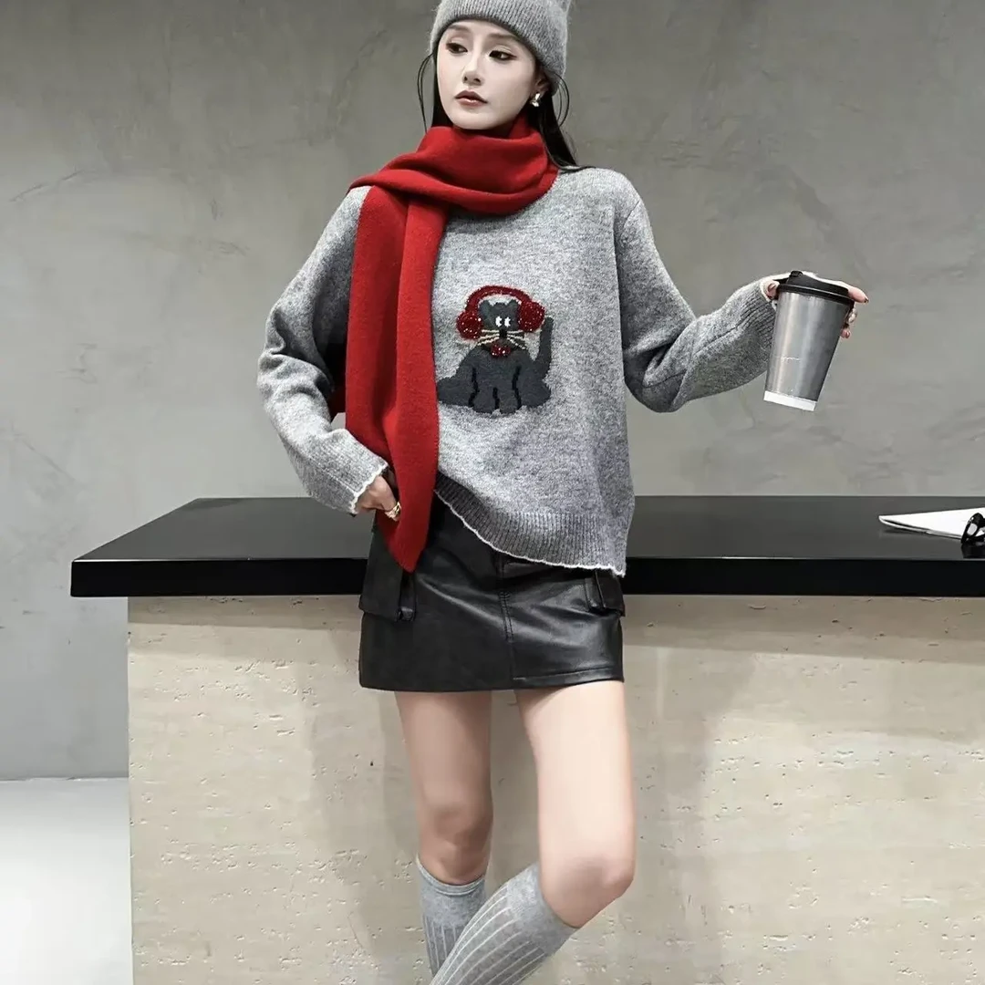 刺绣百搭休闲卡通动漫毛针织衫落肩袖狗女宽松加厚送圍巾上衣