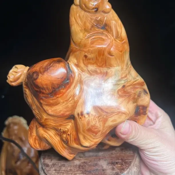 太行崖柏随形巧雕纯手工精雕弥勒佛手把件