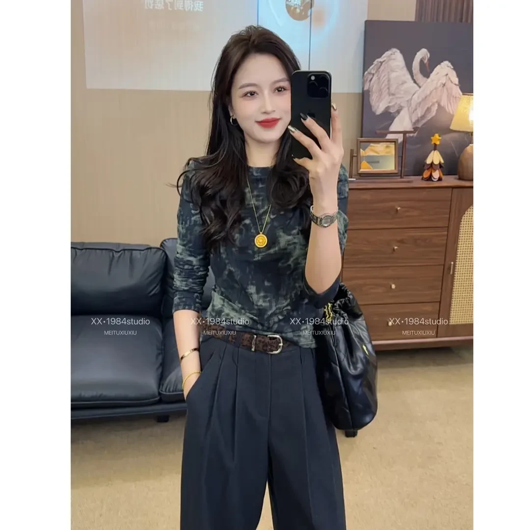 【6-8运补】法式设计感扎染圆领套头长袖秋季新款休闲修身显瘦百搭