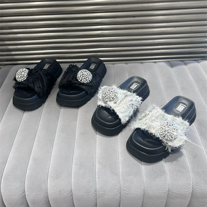 欧洲站乐魔女鞋2025夏款露趾厚底休闲沙滩鞋布面水钻魔术贴凉拖鞋