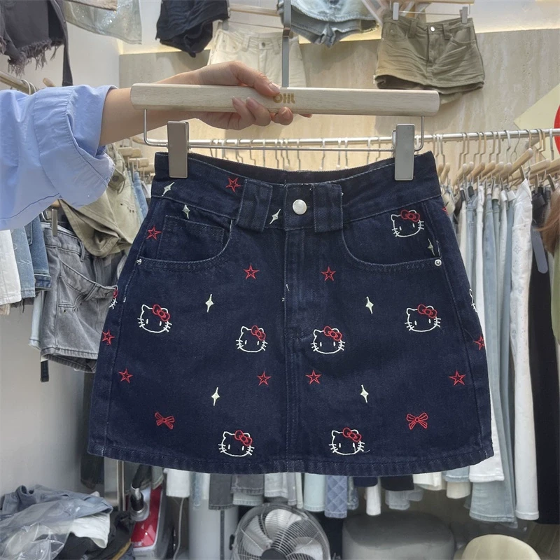 小猫刺绣甜辣减龄黑色高腰牛仔半身裙小个子a字短裙女