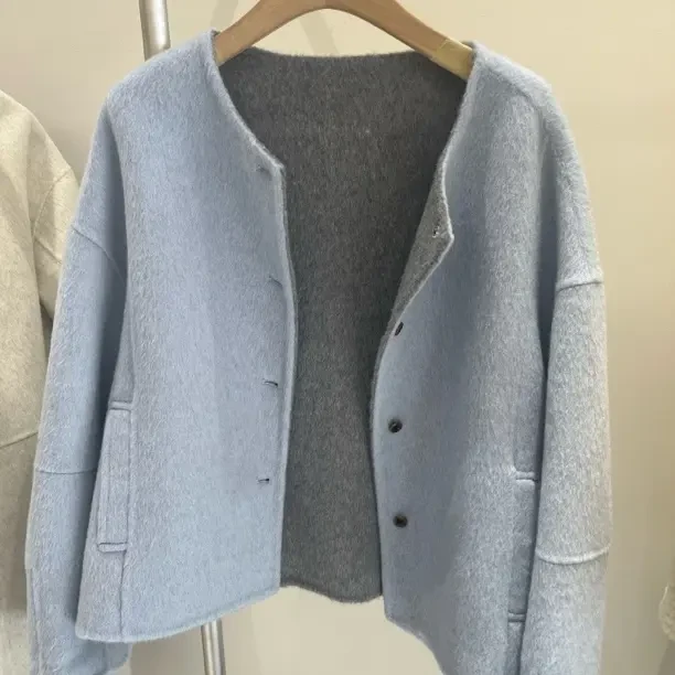 时尚设计感女士毛呢大衣