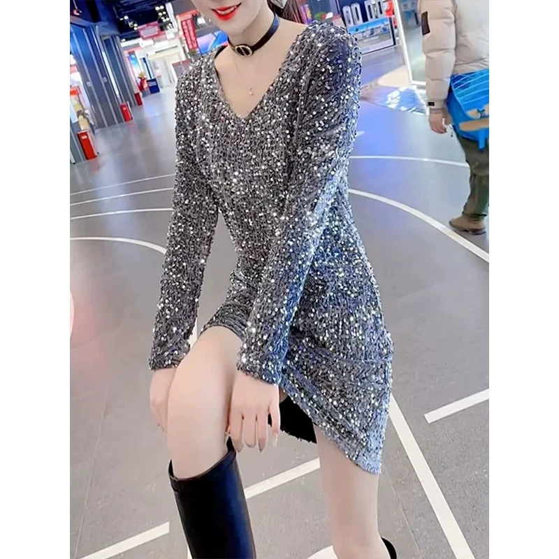 大码时尚亮片百搭V领A字裙子女2025春季新款收腰显瘦洋气连衣裙潮