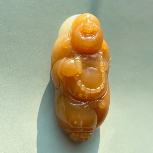 和田玉糖白佛公吊坠精美精雕气质百搭时尚